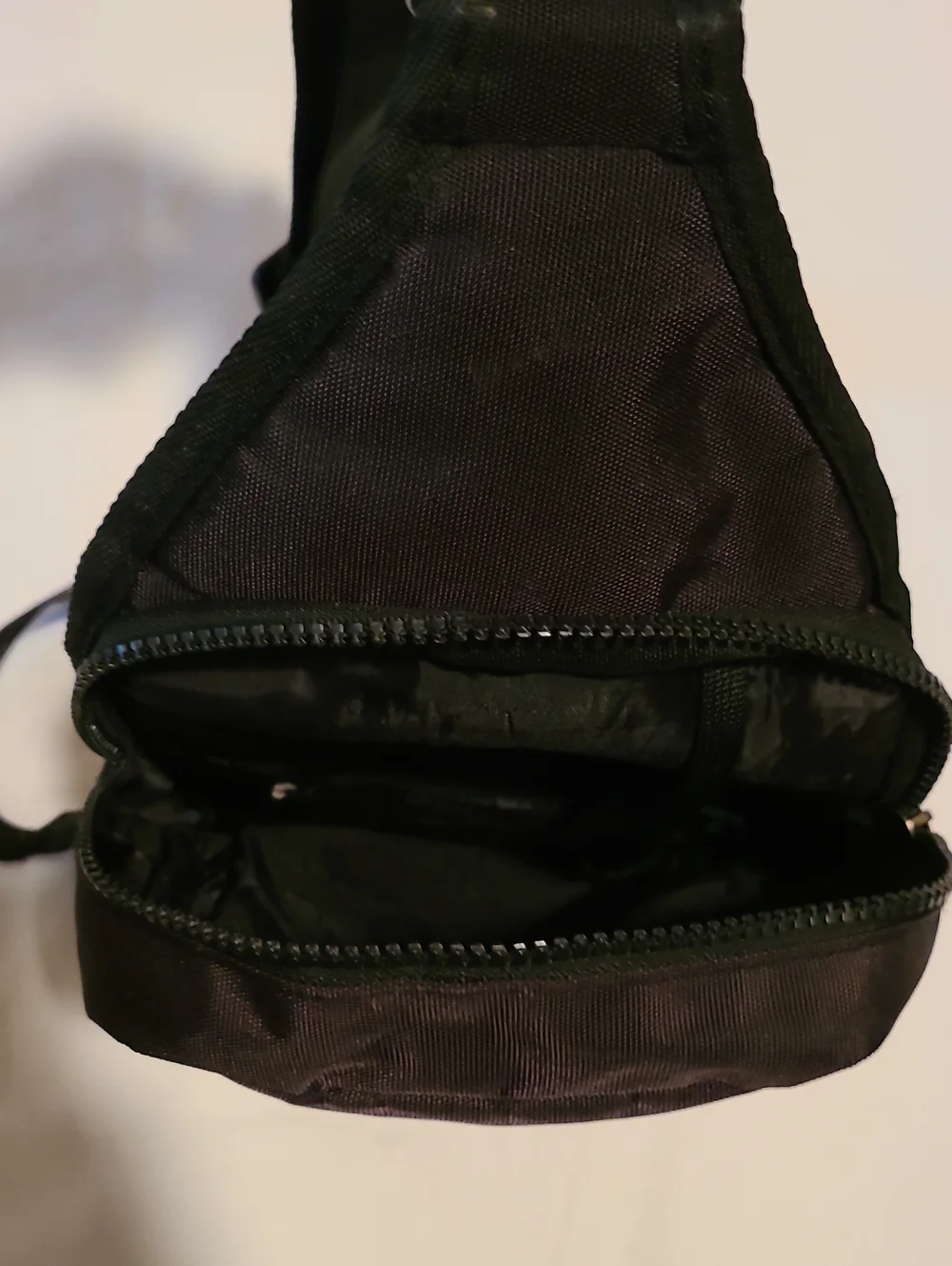 True Religion Sling Crossbody Shoulder Bag Adjustable Strap Belt Bag. Black